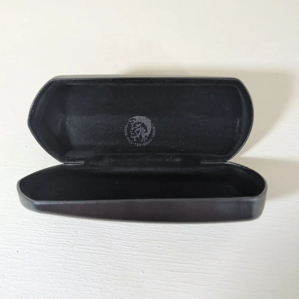 DIESEL Luxury Hard Shell Sunglasses Case + Microfiber Cleaning Cloth | Like New